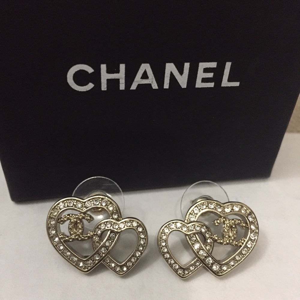 Chanel Authentic  Double Heart ❤️ Shape Earrings